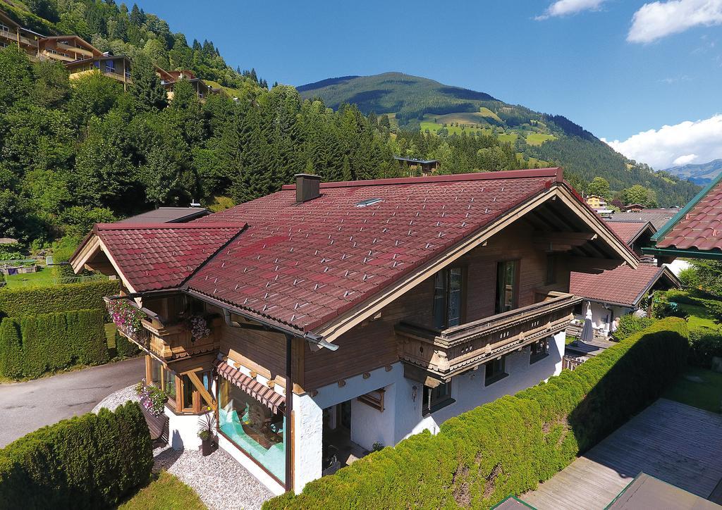 Landhaus Schattbergblick Hotel Viehhofen Exterior foto