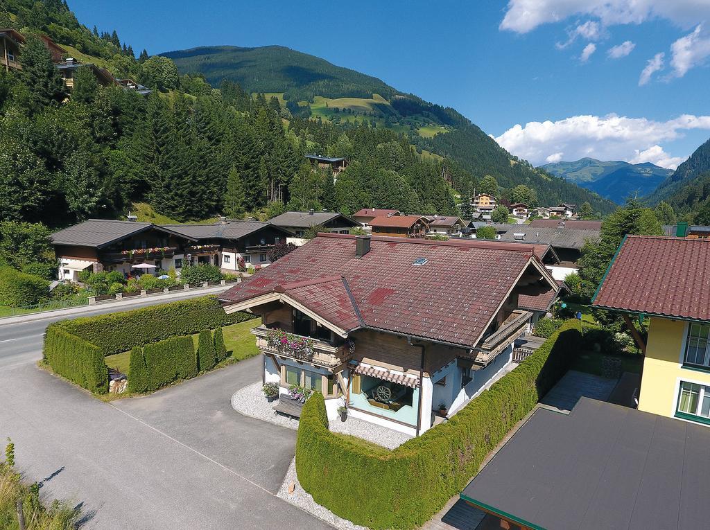 Landhaus Schattbergblick Hotel Viehhofen Exterior foto